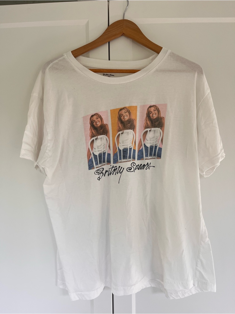 Britney Spears White Graphic Short Sleeve Tee